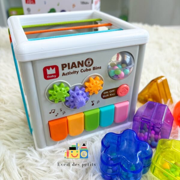 Cube d’activités musicale fille