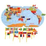 Carte de monde en bois